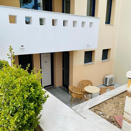 Sea Breeze Apartments Chios Monolia エクステリア 写真