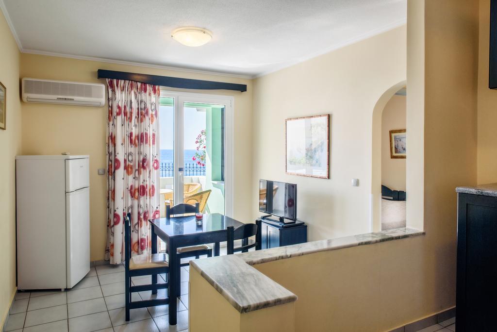 Sea Breeze Apartments Chios Monolia エクステリア 写真