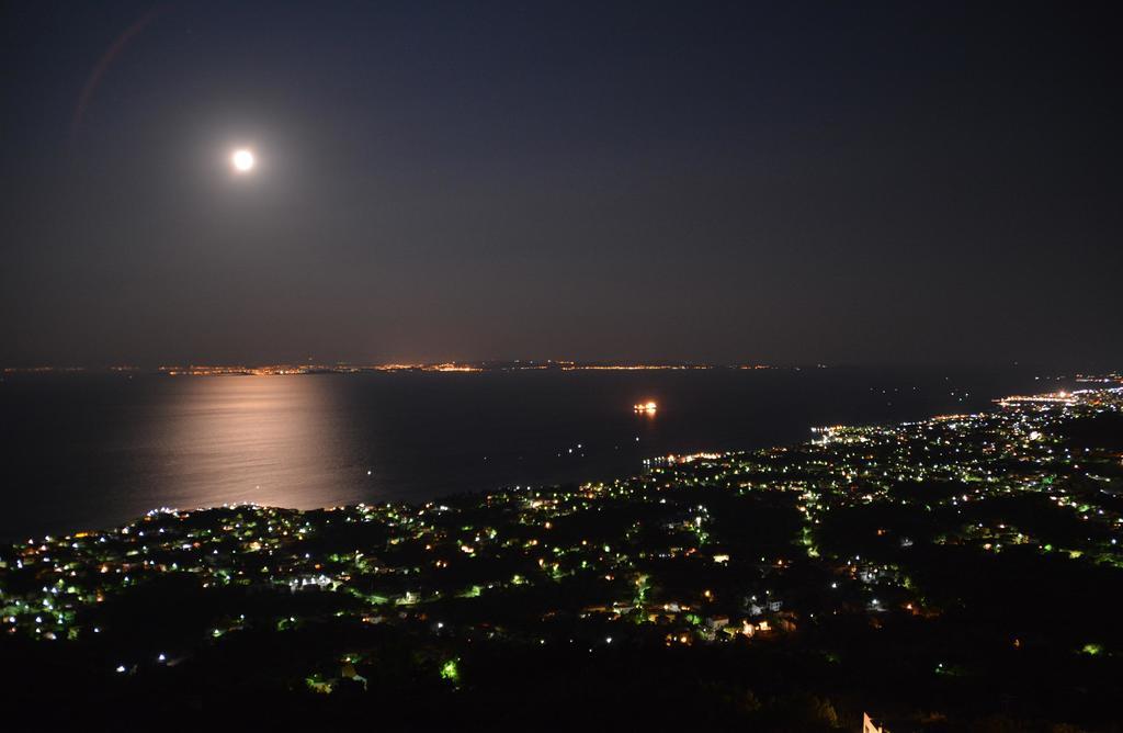 Sea Breeze Apartments Chios Monolia エクステリア 写真